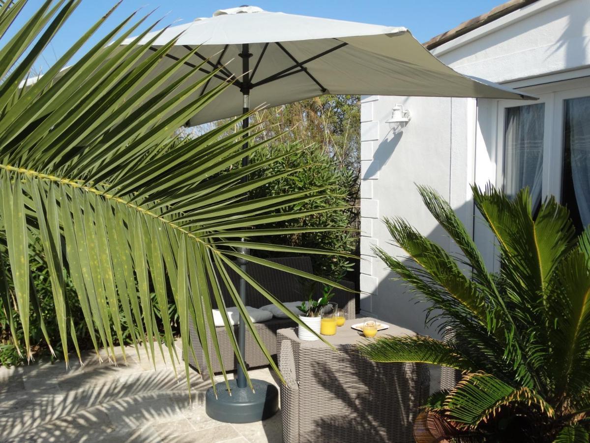 Aigues Marines Bed and Breakfast Exteriör bild